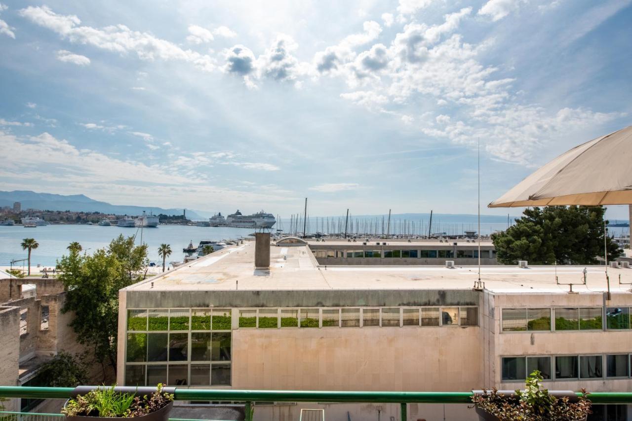 Airy Seafront 1920S Apartment Split Eksteriør bilde